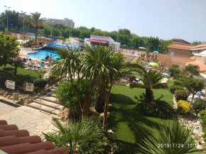 Отель Hotel Esplendid  Бланес